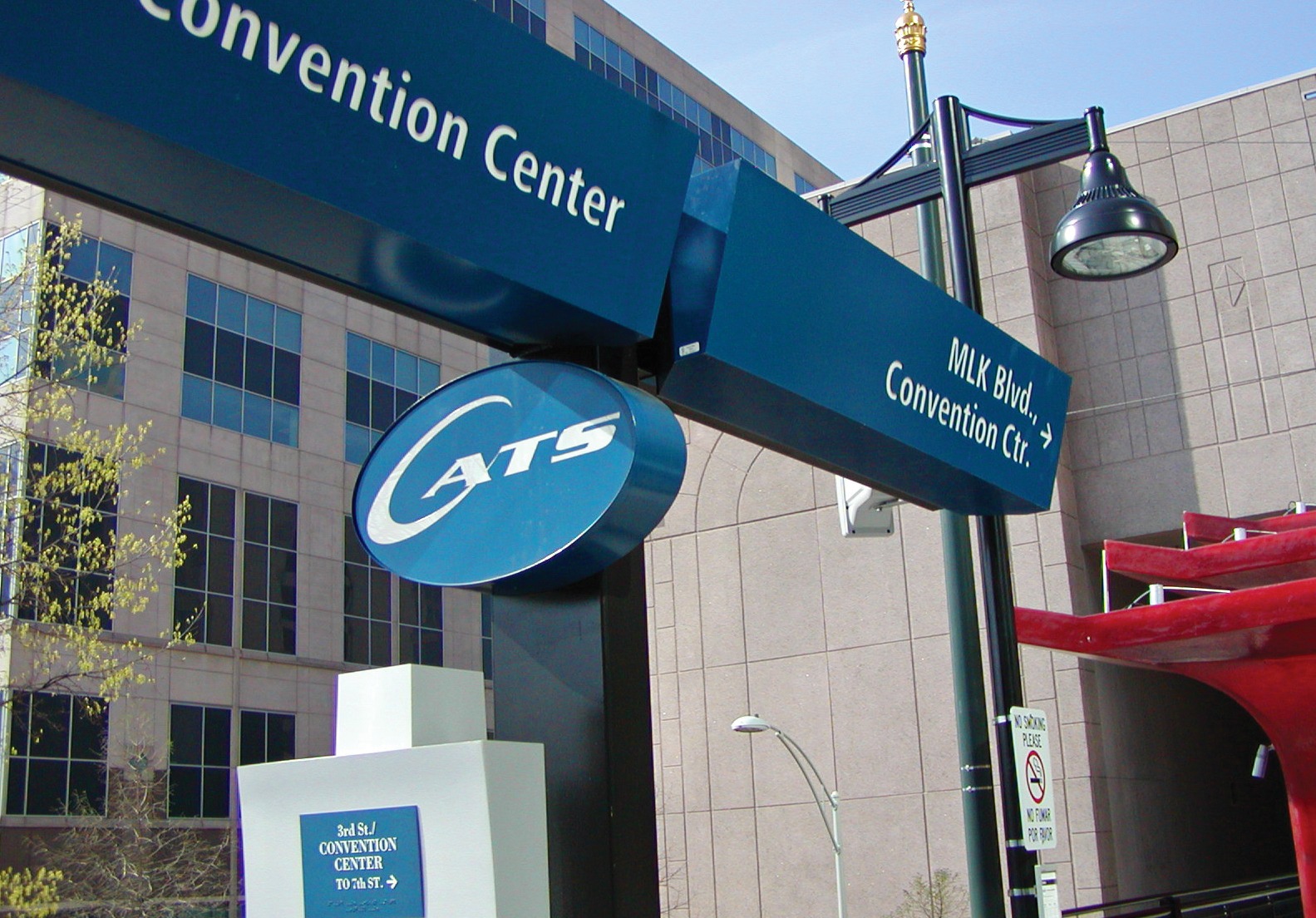 CATS – LYNX Platform Signage